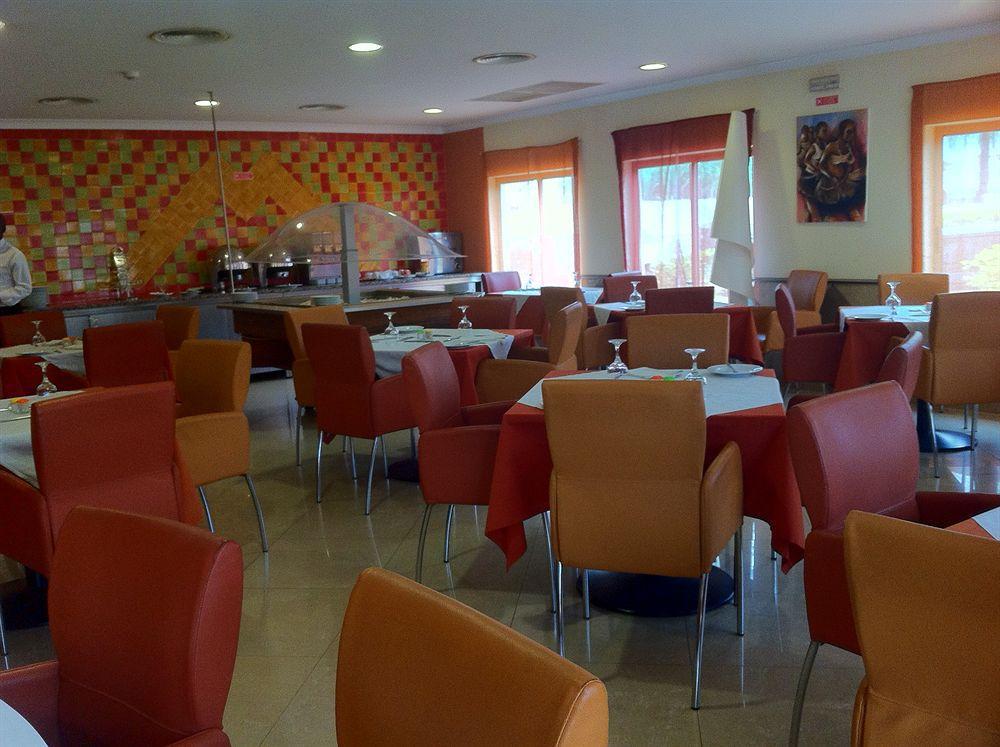Malaika Hotel Bissau Esterno foto