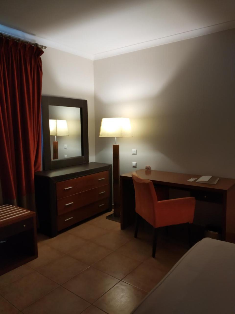 Malaika Hotel Bissau Esterno foto